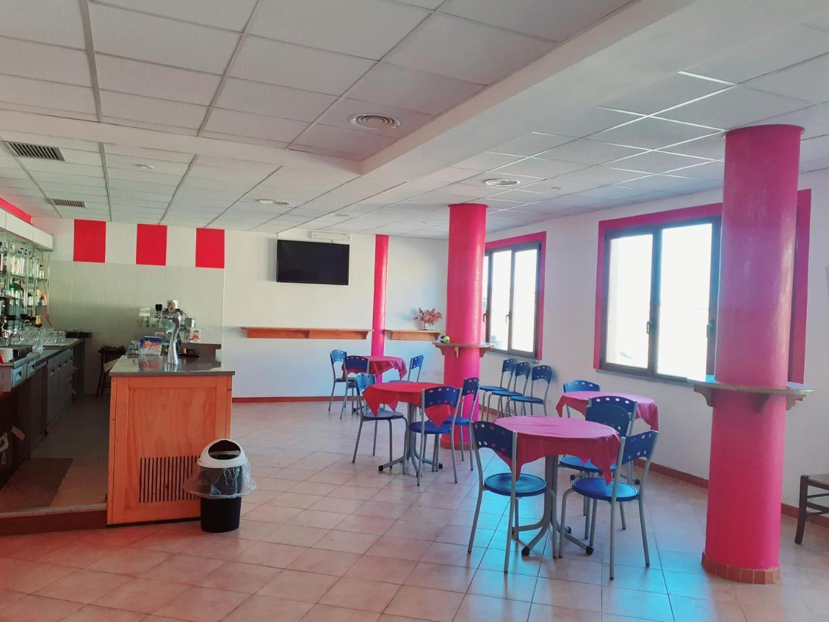 Hotel Bena E Traes Laerru Екстер'єр фото
